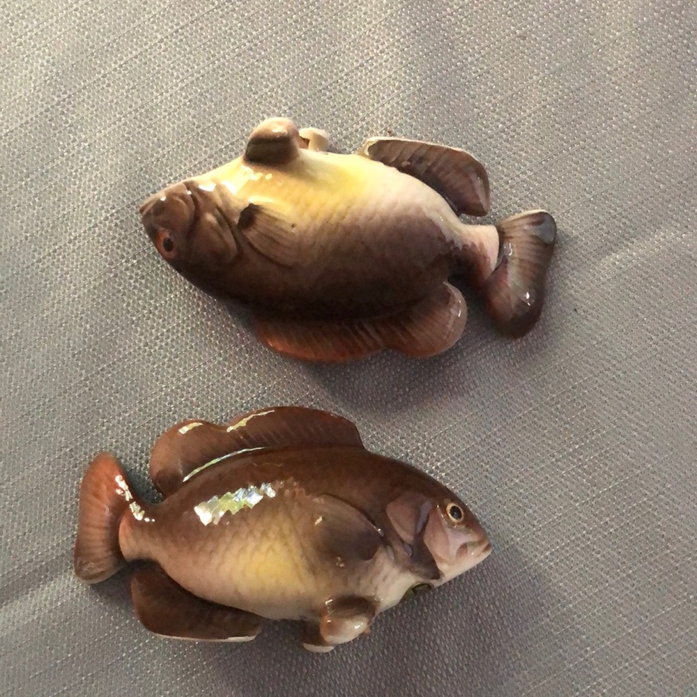 Vintage Relco fish salt and pepper shakers